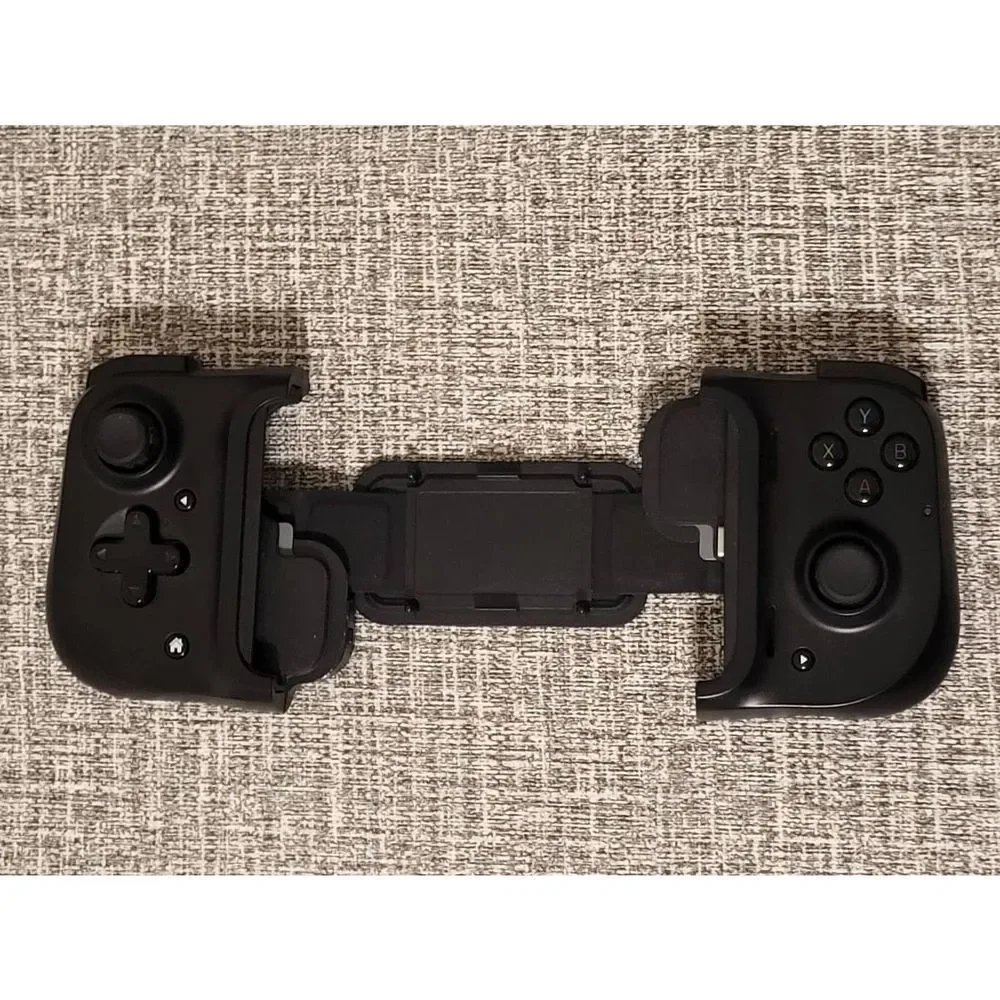 Razer Kishi Universal Gaming Controller for Android V1 Xbox One Next-gen Games